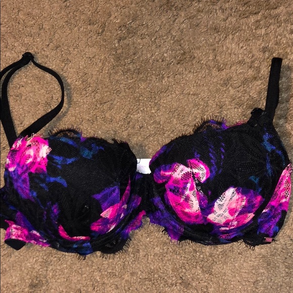 PINK Victoria's Secret Other - Multicolor flower print lace VS PINK bra!